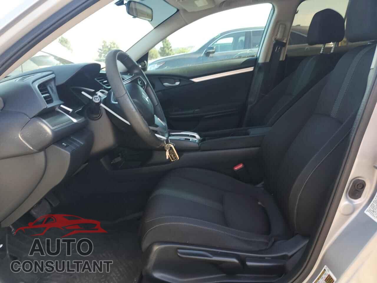 HONDA CIVIC 2017 - 19XFC2F76HE208081