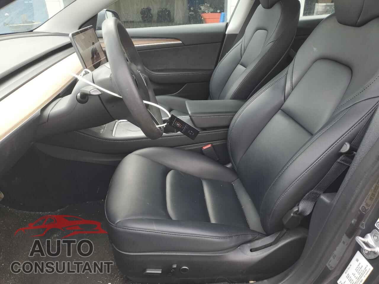 TESLA MODEL 3 2023 - 5YJ3E1EA4PF700024