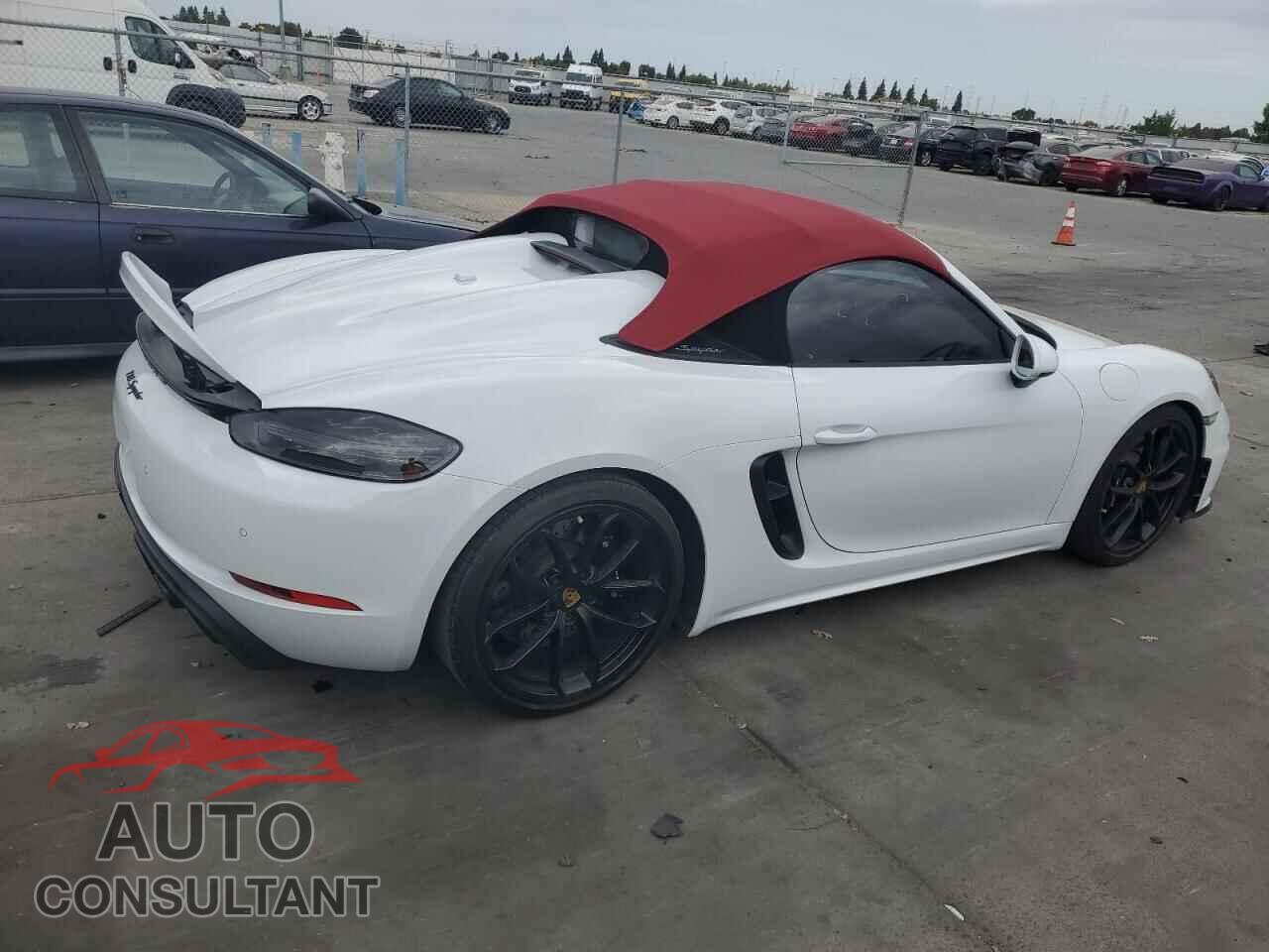 PORSCHE BOXSTER 2021 - WP0CC2A8XMS240820