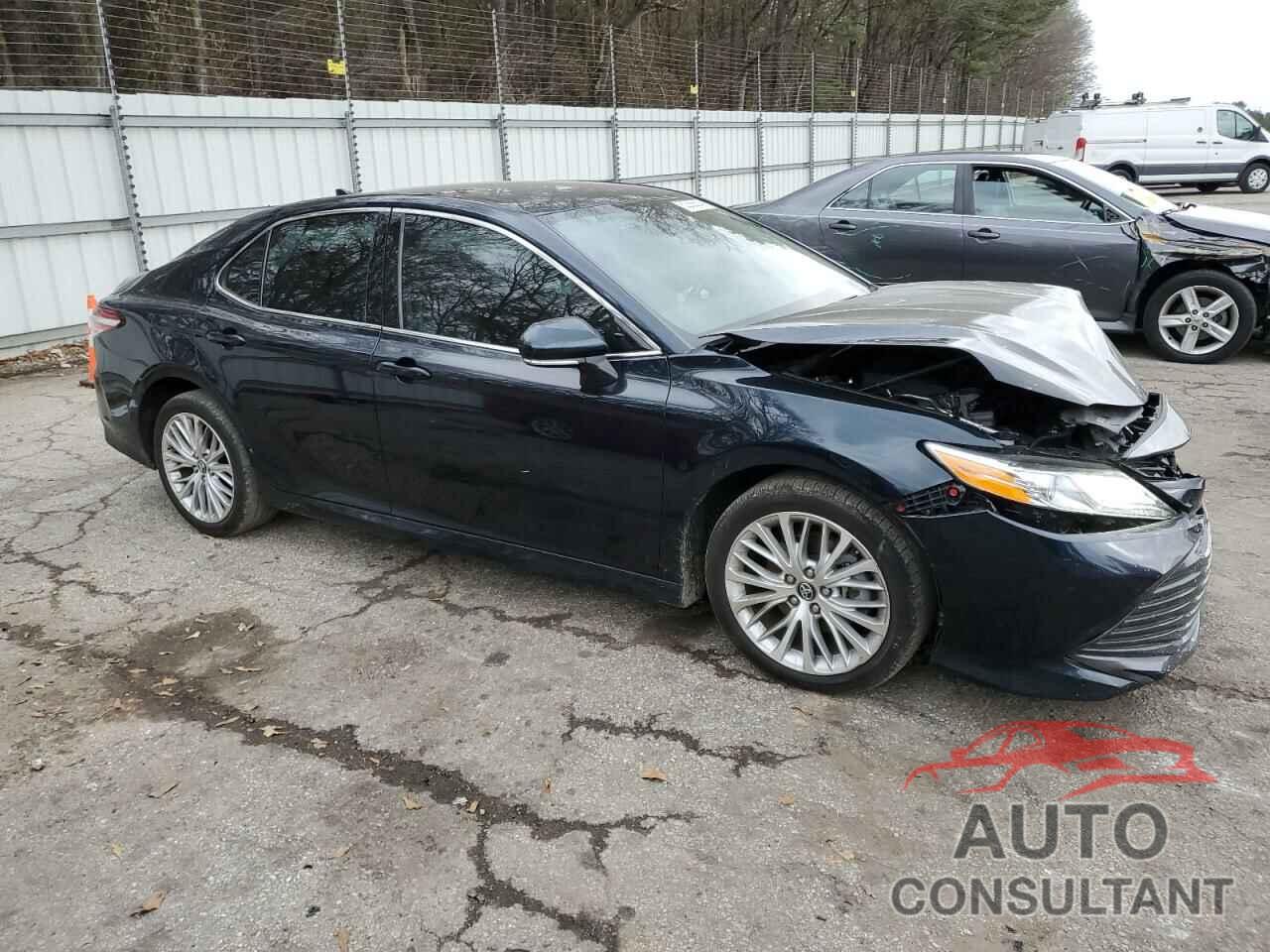 TOYOTA CAMRY 2019 - 4T1B11HKXKU818375