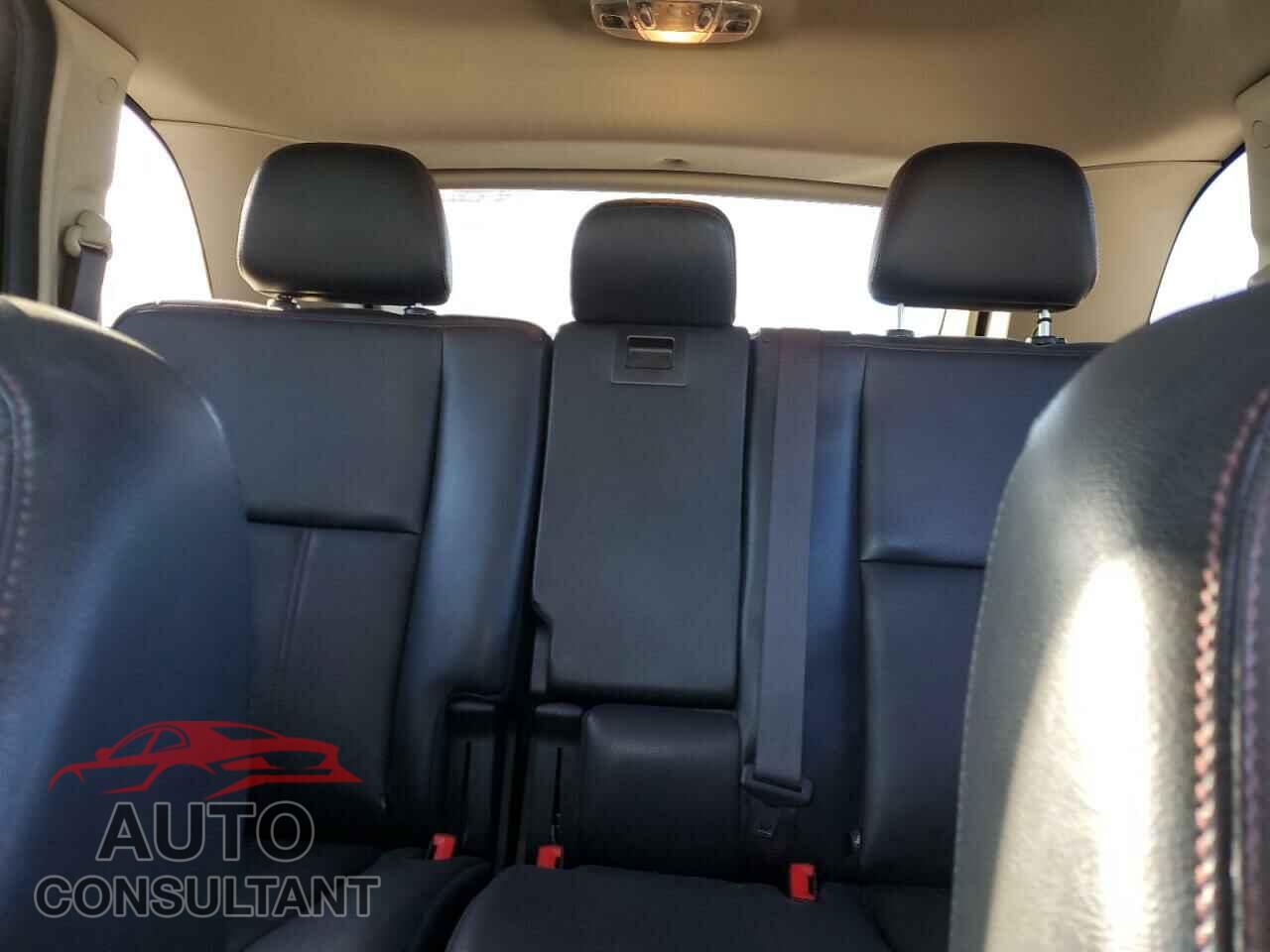 FORD EDGE 2011 - 2FMDK3JC8BBB67239