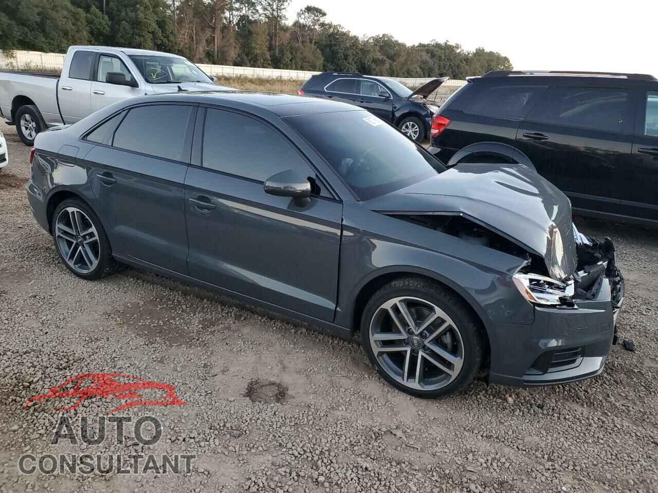 AUDI A3 2020 - WAUAUGFF2LA035714