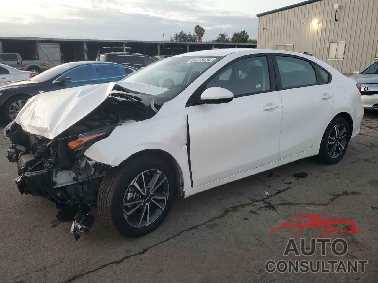 KIA FORTE 2023 - 3KPF24AD1PE549477