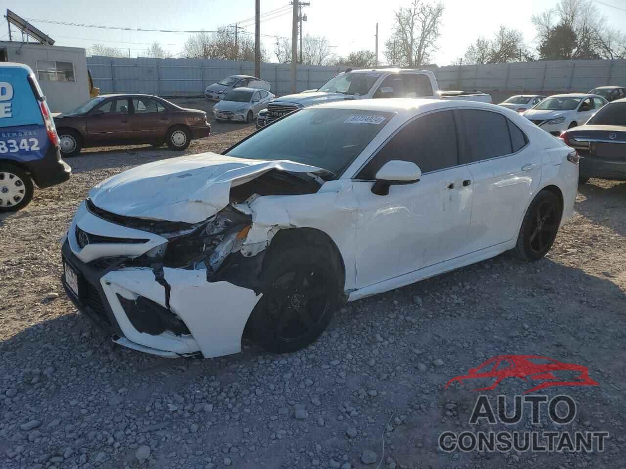 TOYOTA CAMRY 2021 - 4T1G11AK5MU575593