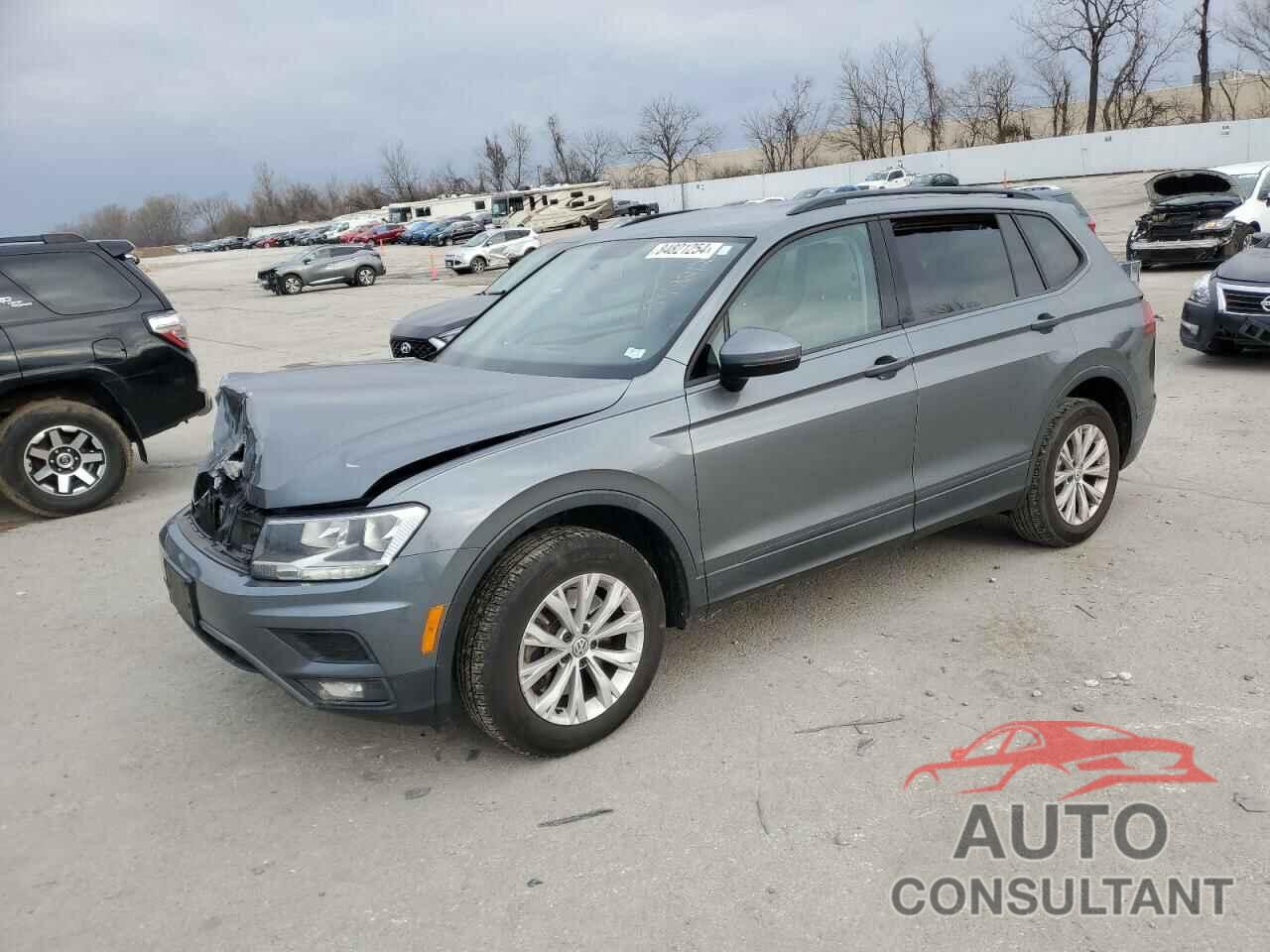 VOLKSWAGEN TIGUAN 2018 - 3VV1B7AX3JM033903