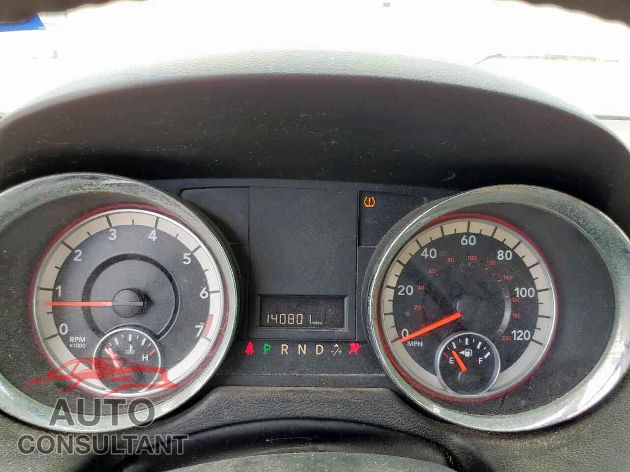DODGE CARAVAN 2013 - 2C4RDGCG5DR800429