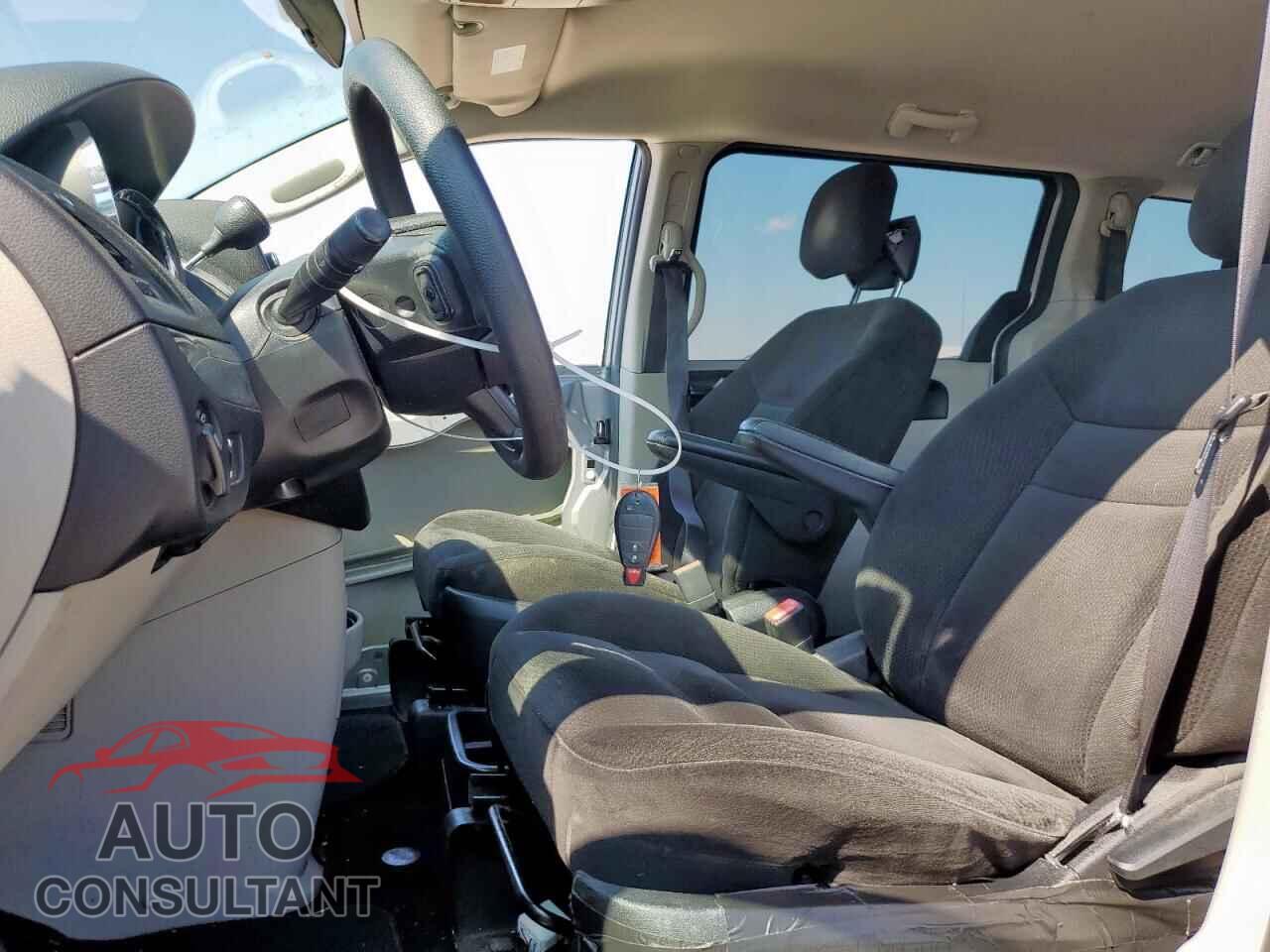 DODGE CARAVAN 2015 - 2C4RDGBG9FR737601