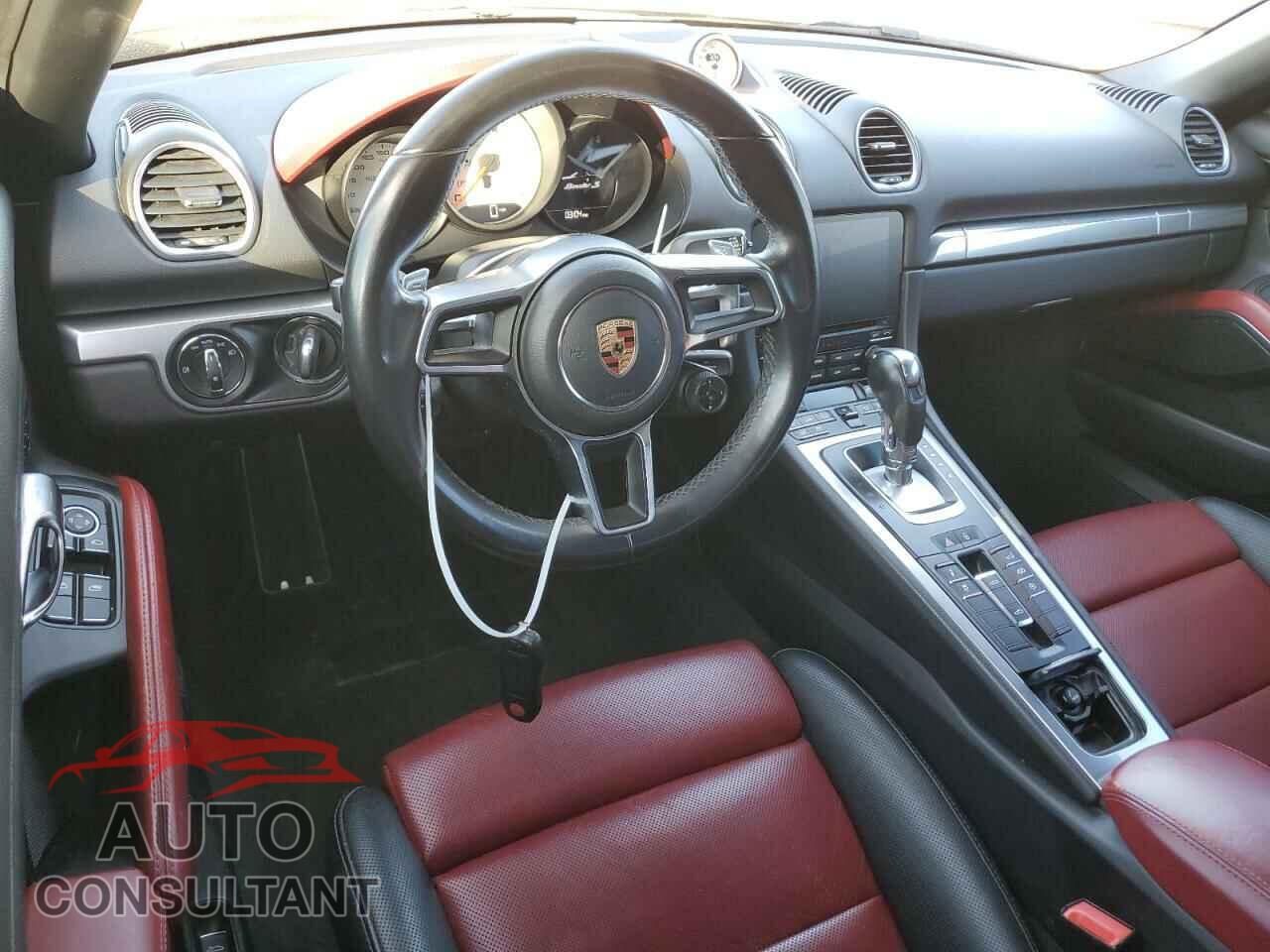 PORSCHE BOXSTER 2017 - WP0CB2A80HS240690