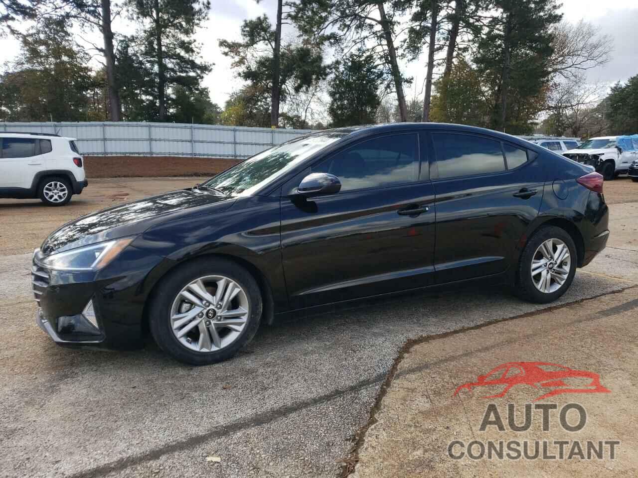 HYUNDAI ELANTRA 2020 - KMHD84LF1LU945212