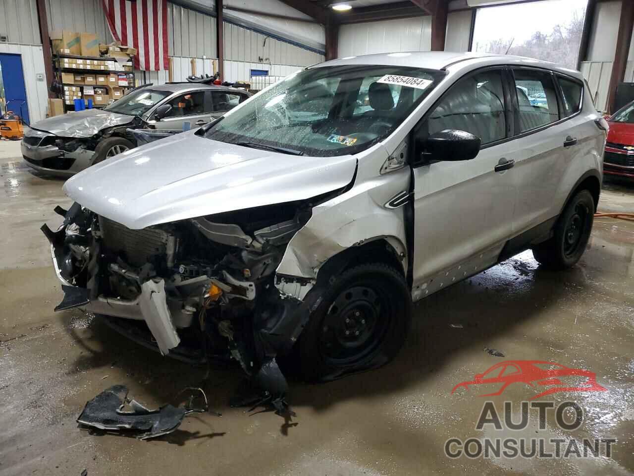 FORD ESCAPE 2018 - 1FMCU0F70JUD25856