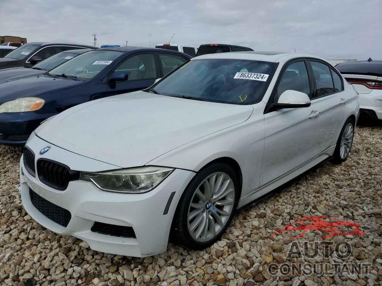 BMW 3 SERIES 2013 - WBA3C1C50DF440804