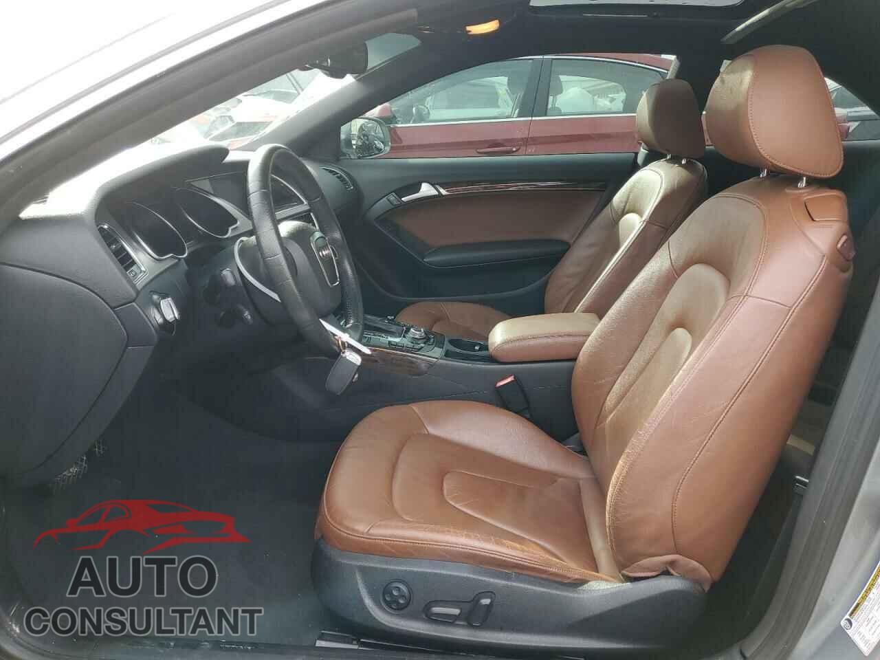 AUDI A5 2011 - WAULFAFR8BA017484