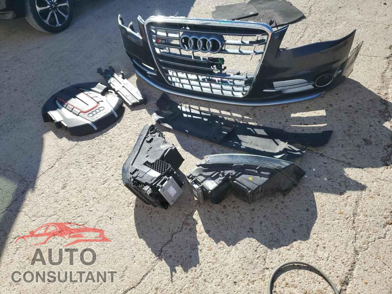 AUDI S8 2014 - WAUD2AFD3EN005115