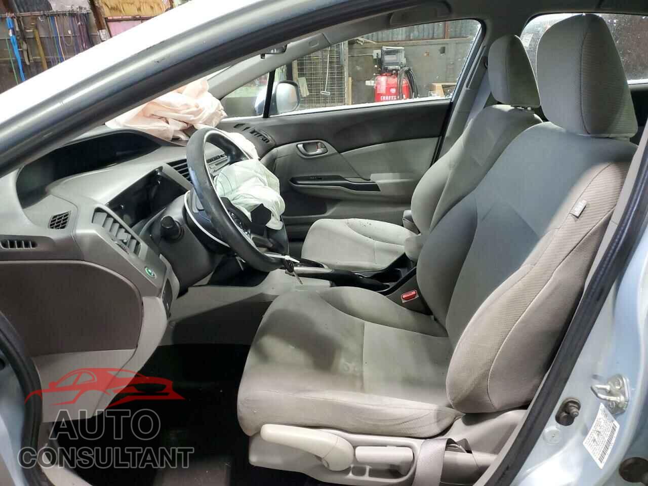 HONDA CIVIC 2012 - 2HGFB2F55CH562643