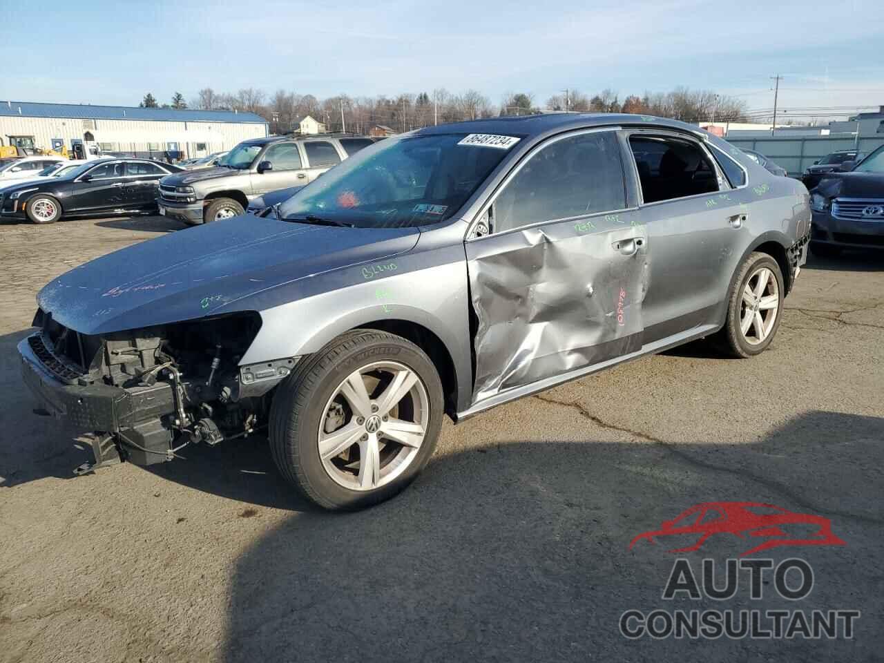 VOLKSWAGEN PASSAT 2013 - 1VWBH7A3XDC035813