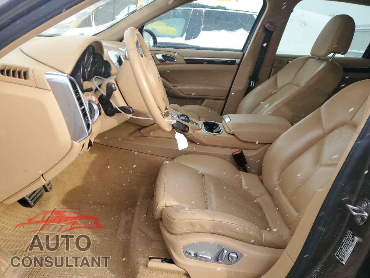 PORSCHE CAYENNE 2011 - WP1AB2A25BLA51410