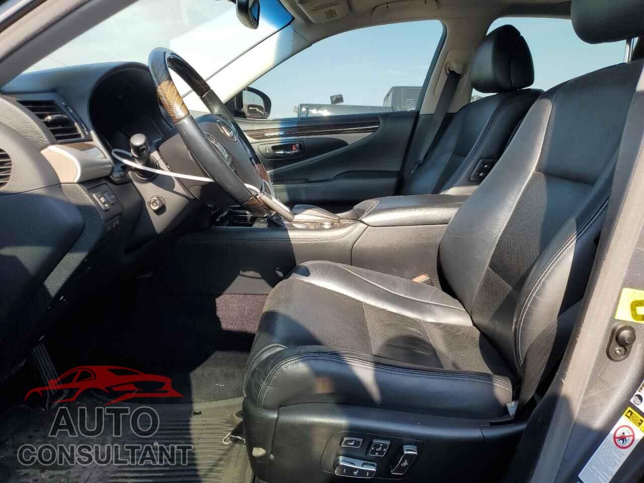 LEXUS LS460 2014 - JTHCL5EF7E5021290