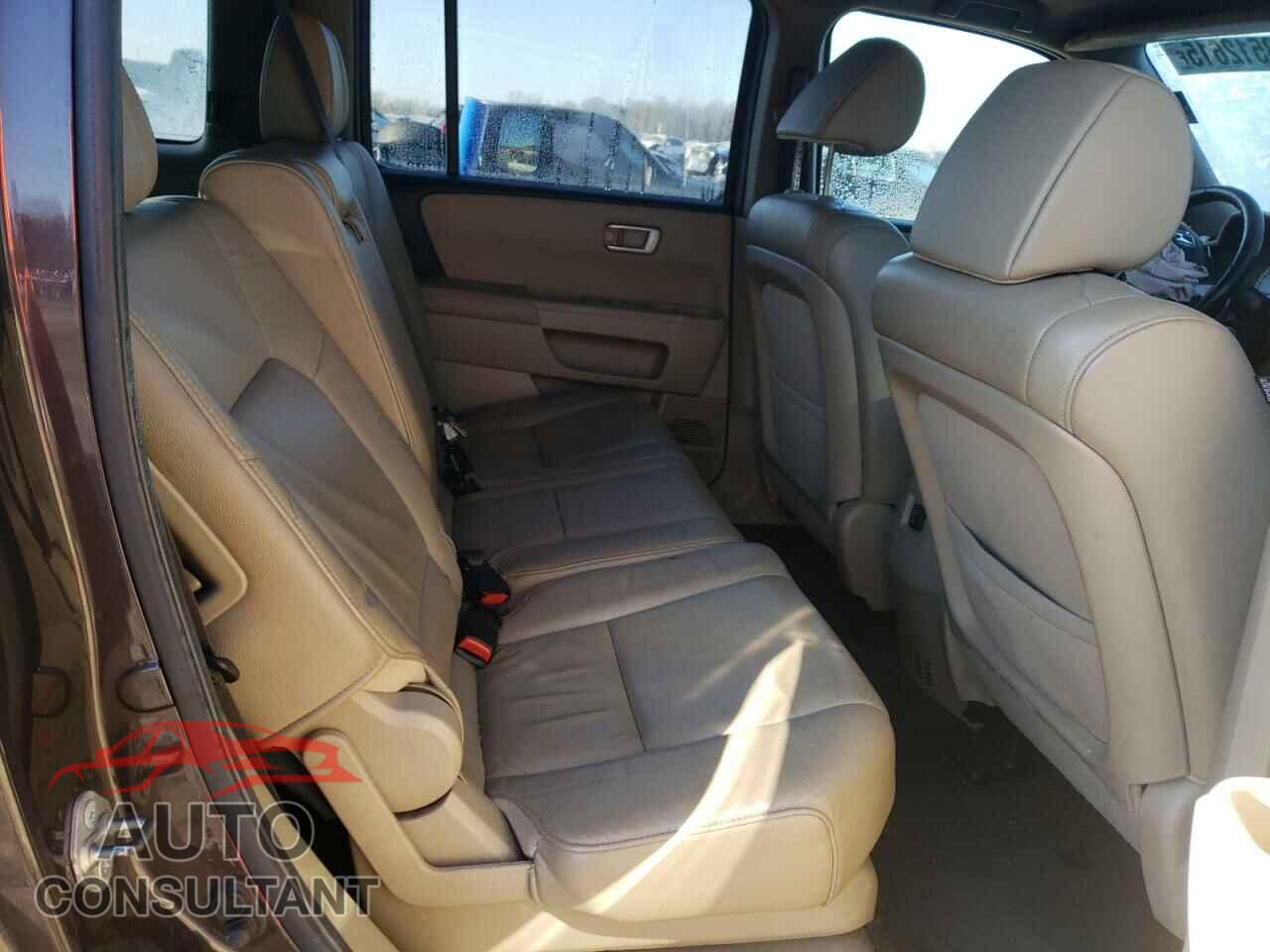 HONDA PILOT 2012 - 5FNYF4H75CB005632