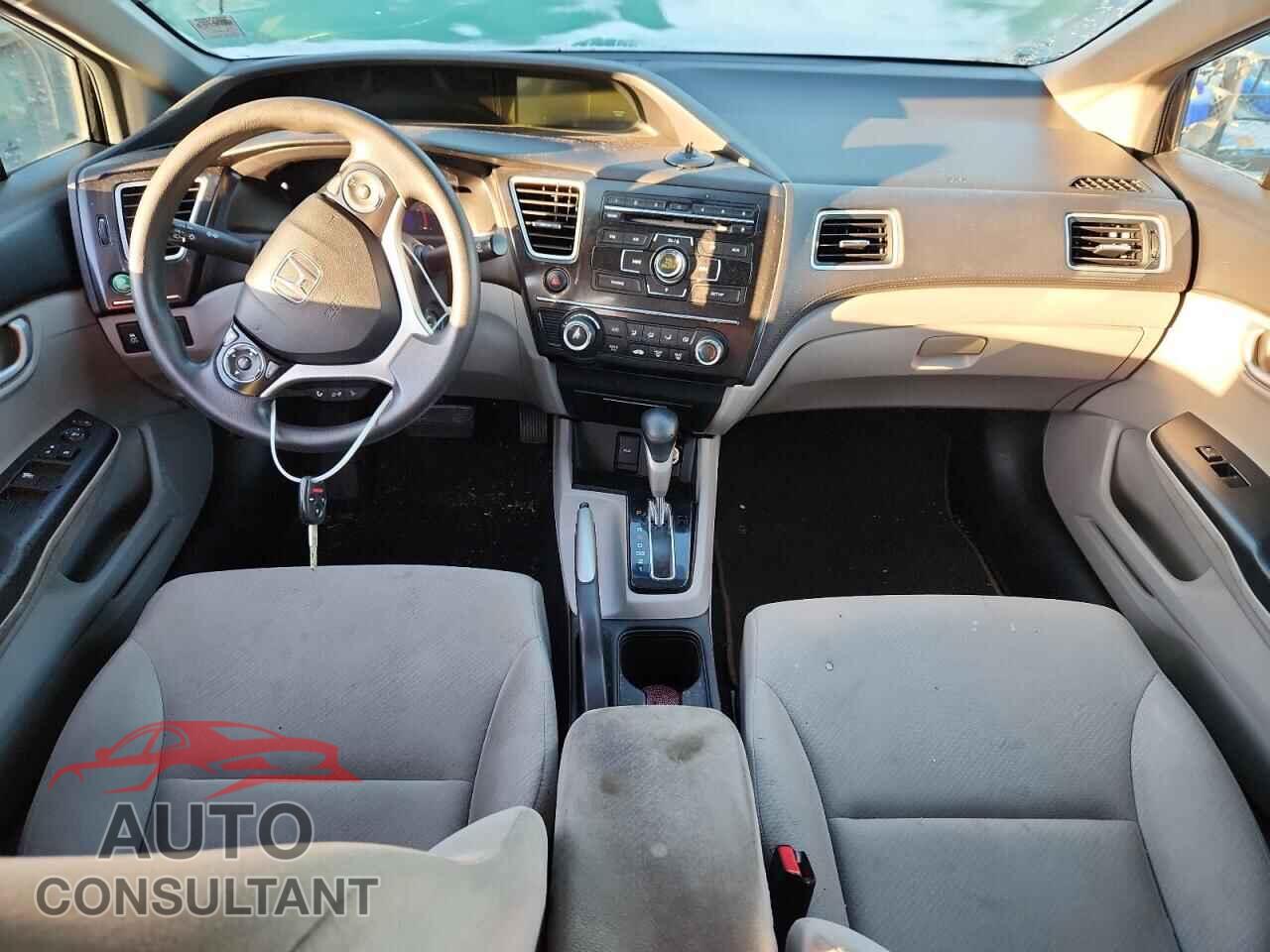 HONDA CIVIC 2013 - 2HGFB2F50DH564768