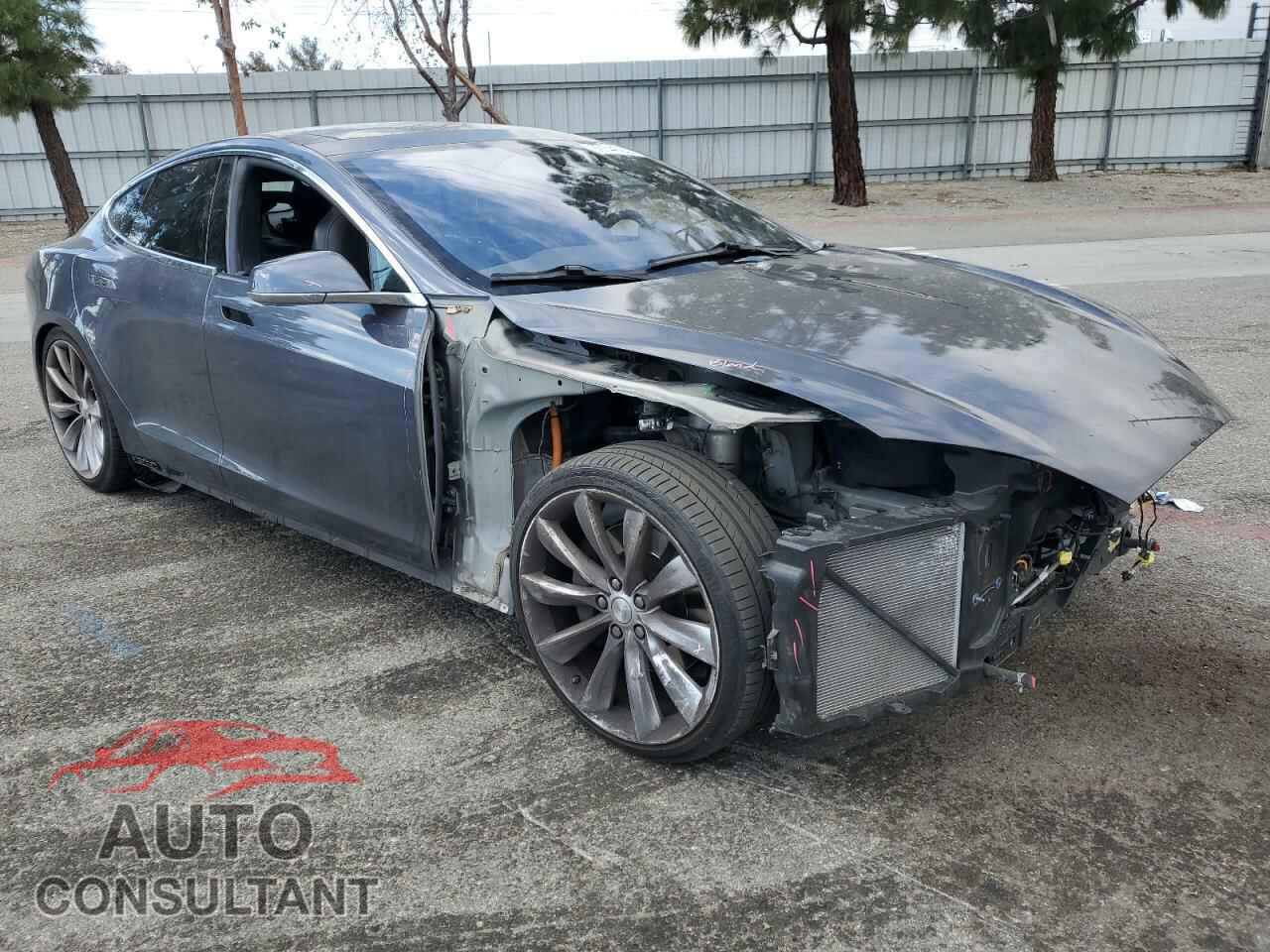 TESLA MODEL S 2016 - 5YJSA1E21GF136073