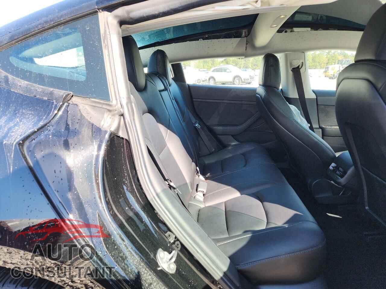 TESLA MODEL 3 2021 - 5YJ3E1EA6MF031685