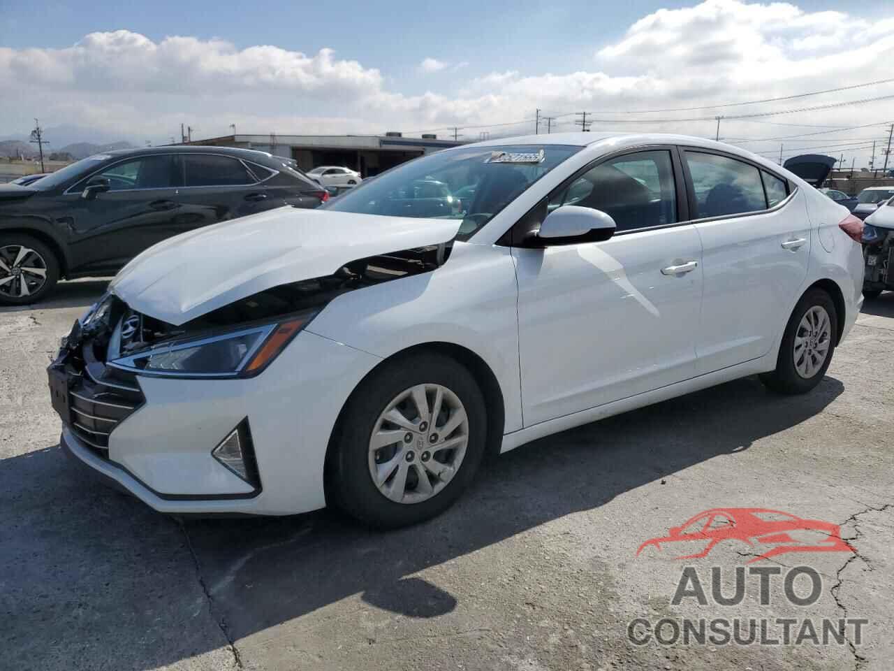 HYUNDAI ELANTRA 2019 - 5NPD74LF2KH452204