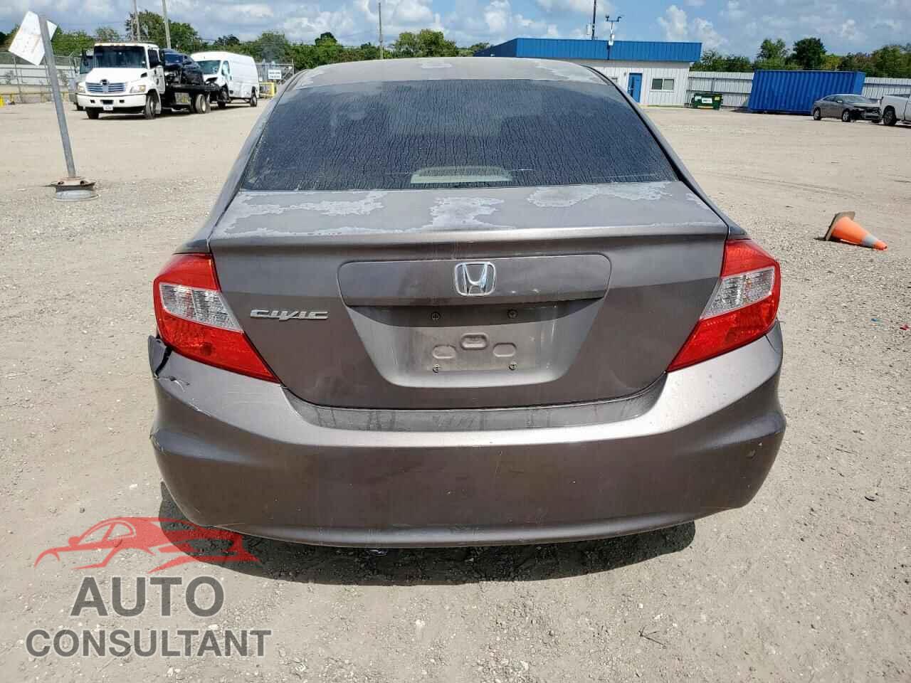 HONDA CIVIC 2012 - 2HGFB2F52CH519071