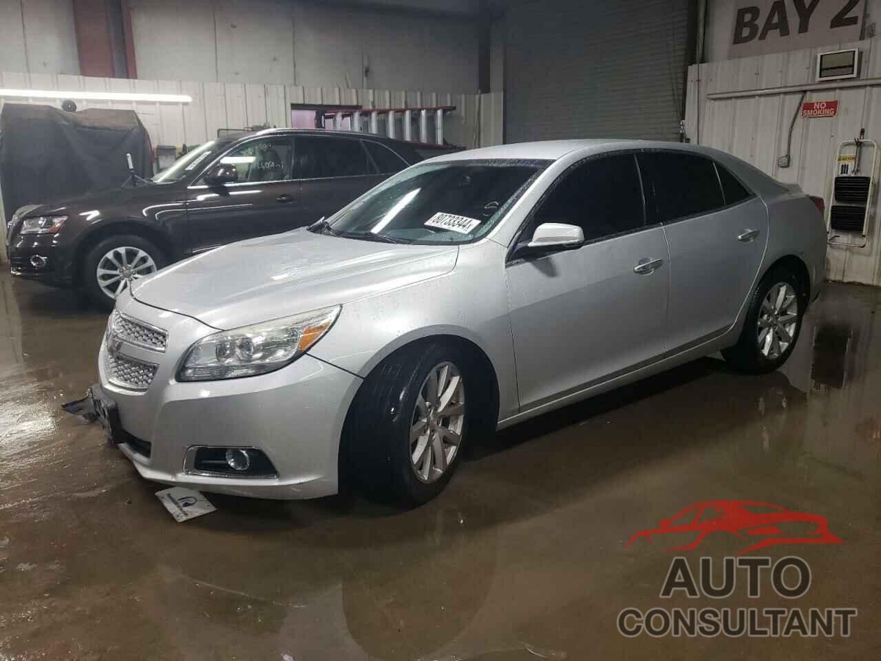 CHEVROLET MALIBU 2013 - 1G11H5SA3DF300594