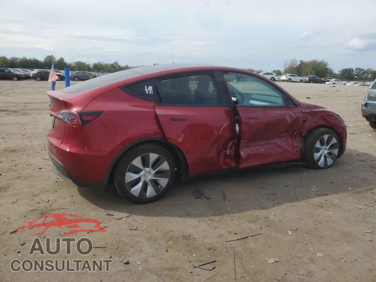 TESLA MODEL Y 2024 - 7SAYGDED9RF011159