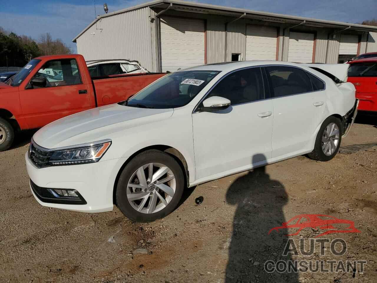VOLKSWAGEN PASSAT 2018 - 1VWBA7A33JC030971