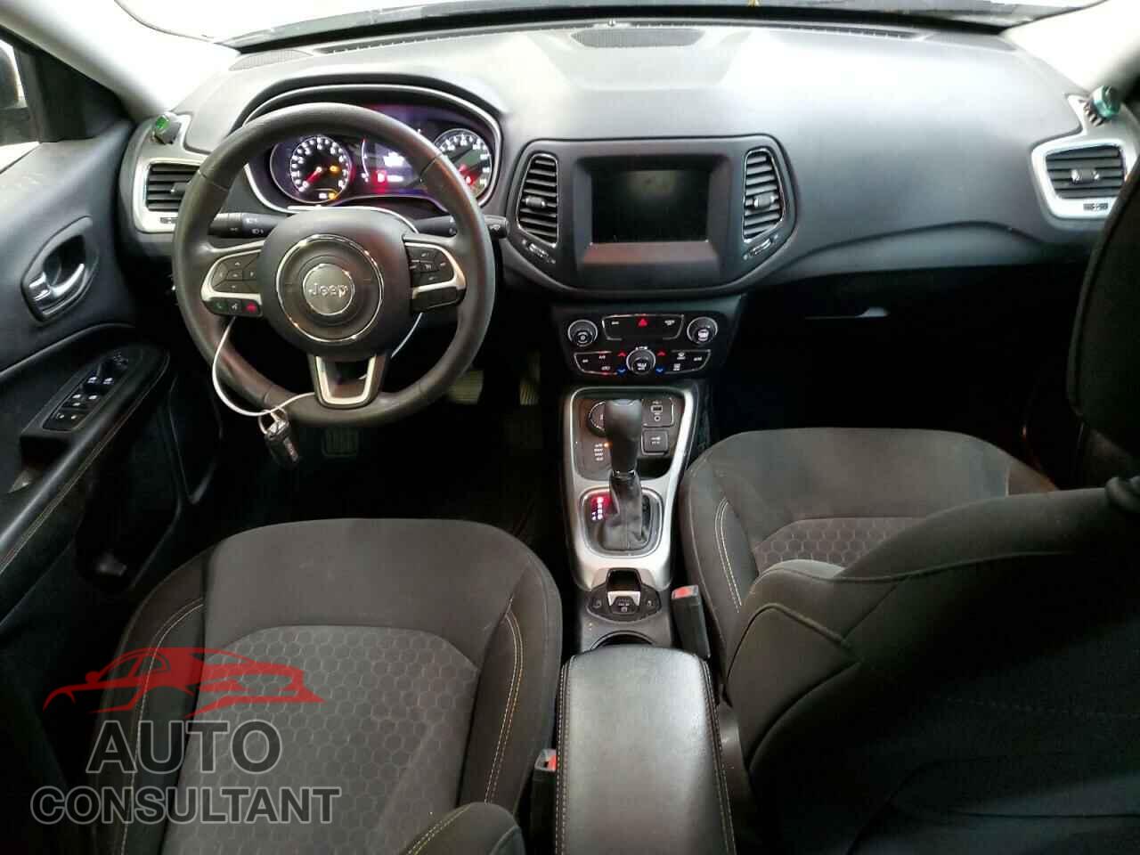 JEEP COMPASS 2020 - 3C4NJDAB0LT218070