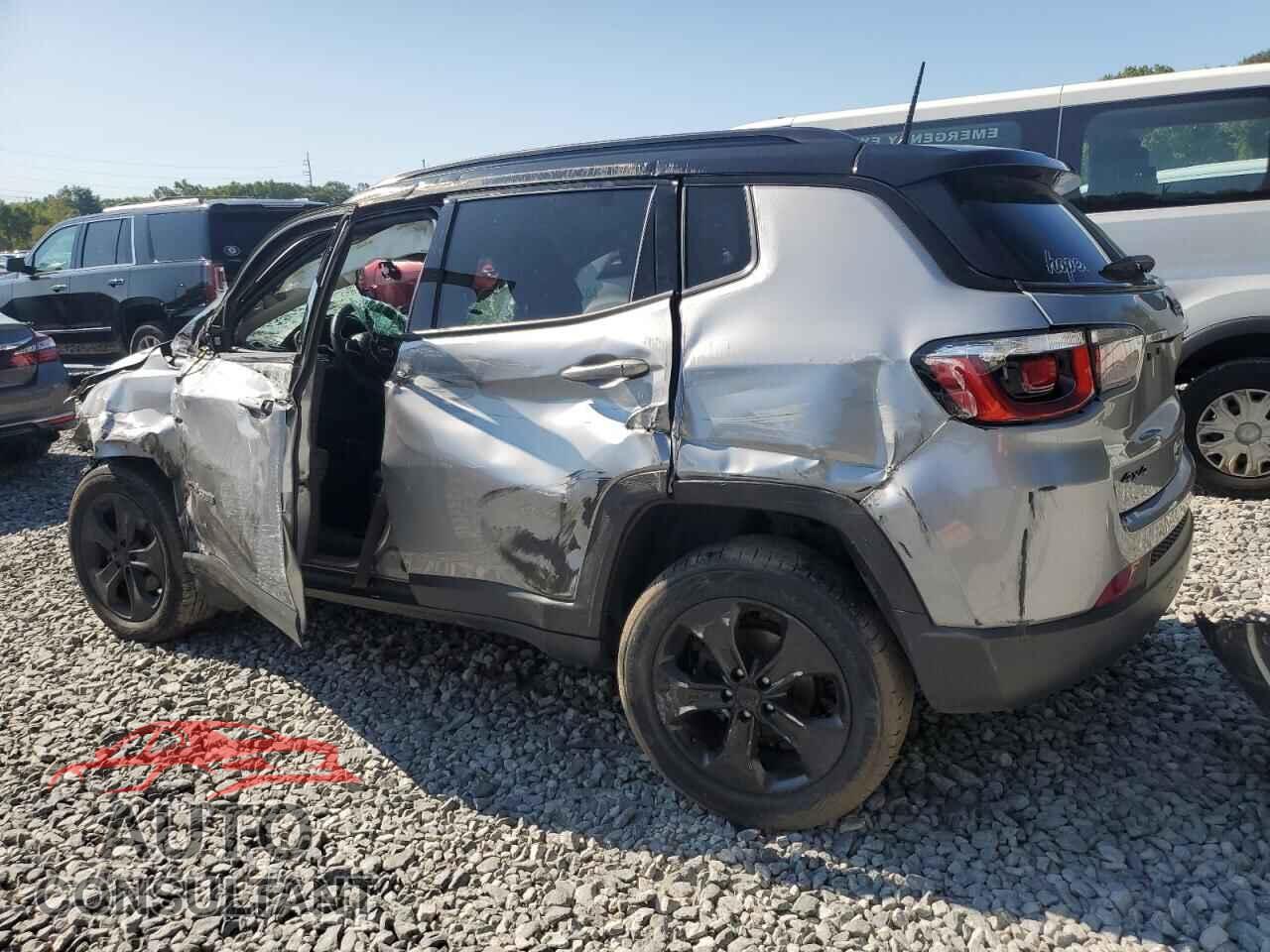 JEEP COMPASS 2018 - 3C4NJDBB3JT453512