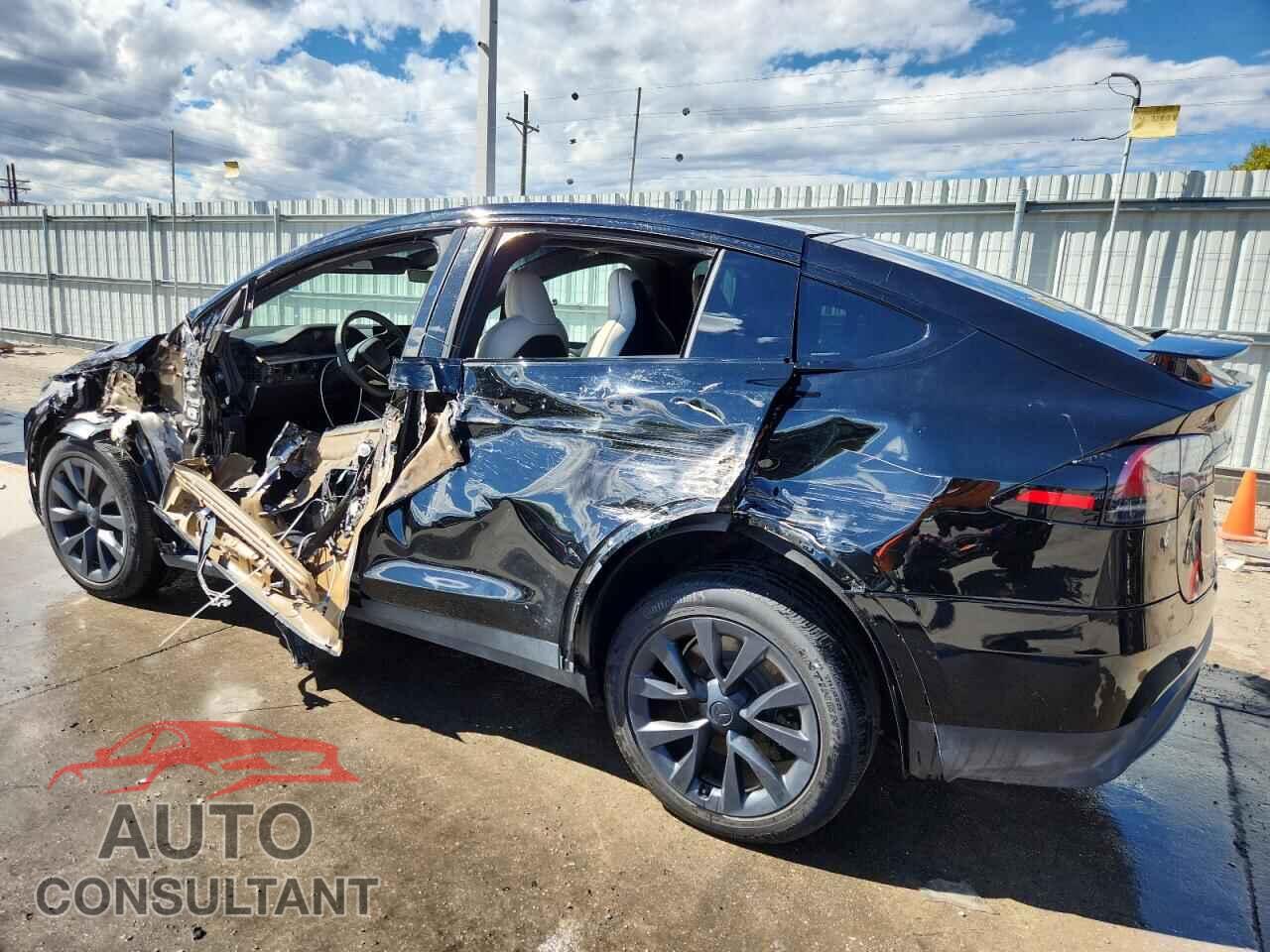 TESLA MODEL X 2023 - 7SAXCBE5XPF409238
