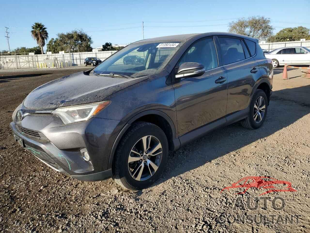 TOYOTA RAV4 2017 - JTMWFREV7HJ143082