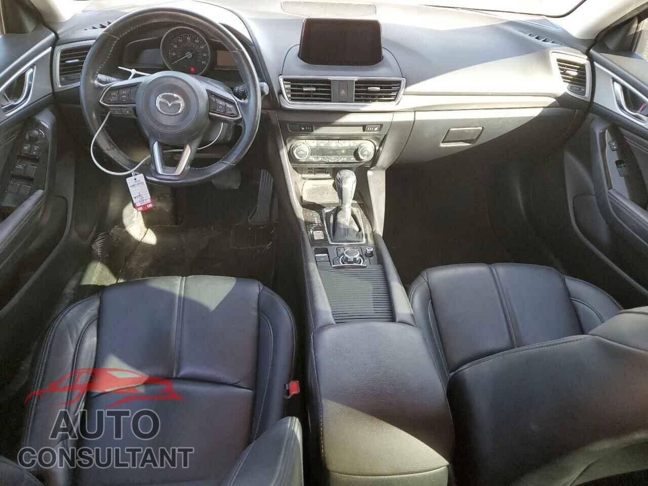 MAZDA 3 2017 - 3MZBN1V76HM130005