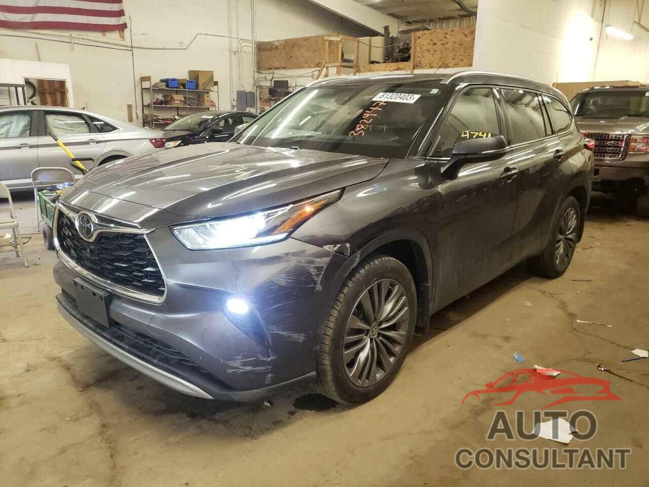 TOYOTA HIGHLANDER 2020 - 5TDFZRBH8LS003933