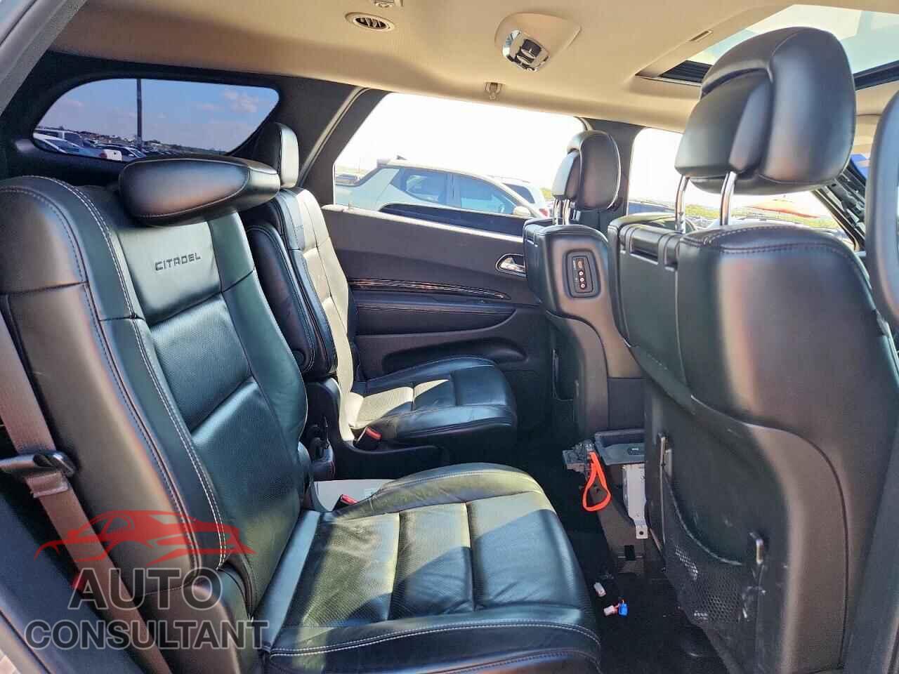 DODGE DURANGO 2017 - 1C4SDJET4HC726167