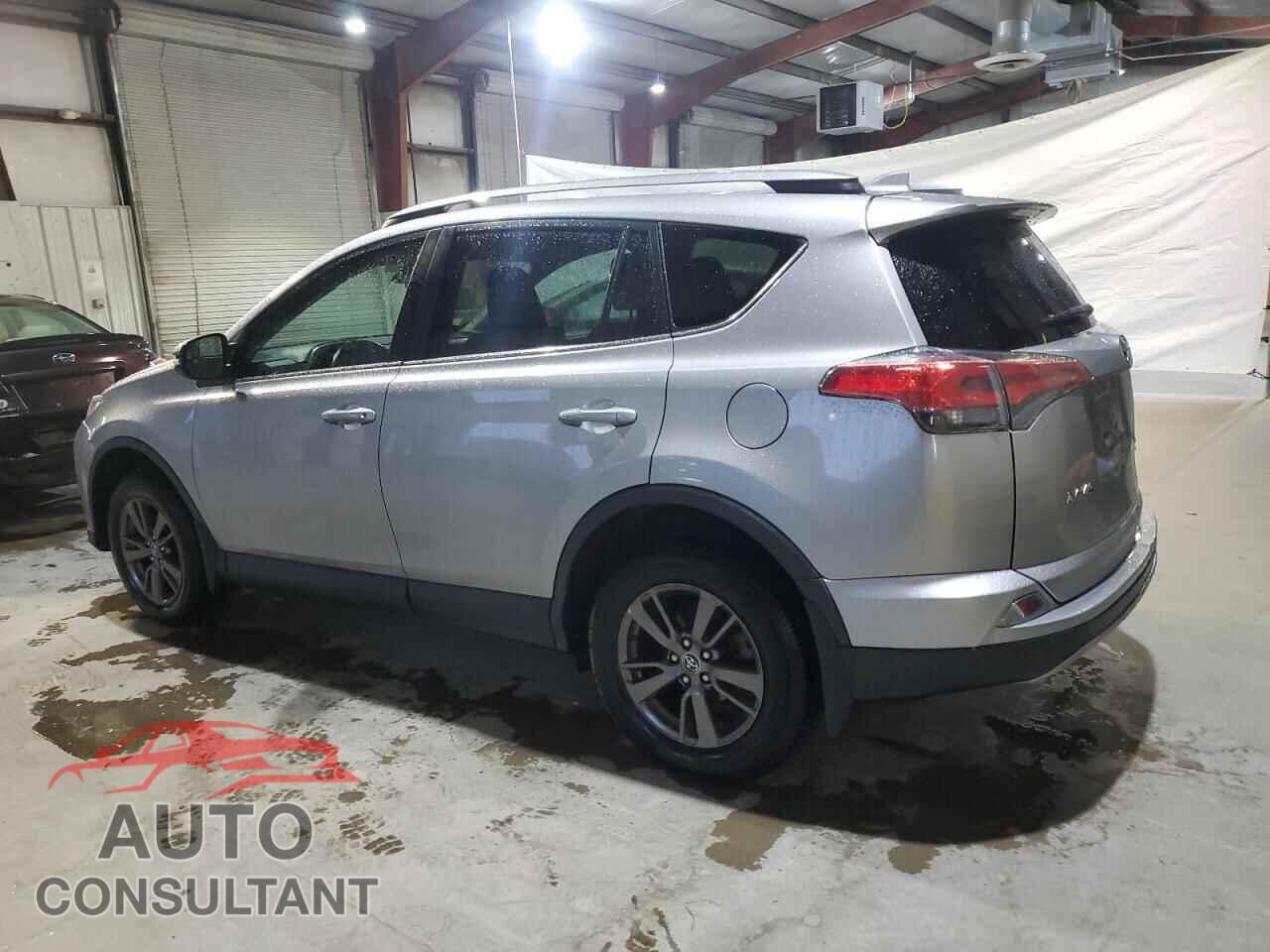 TOYOTA RAV4 2017 - 2T3RFREV9HW558564