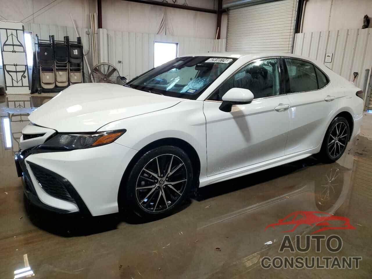 TOYOTA CAMRY 2024 - 4T1G11AKXRU902450
