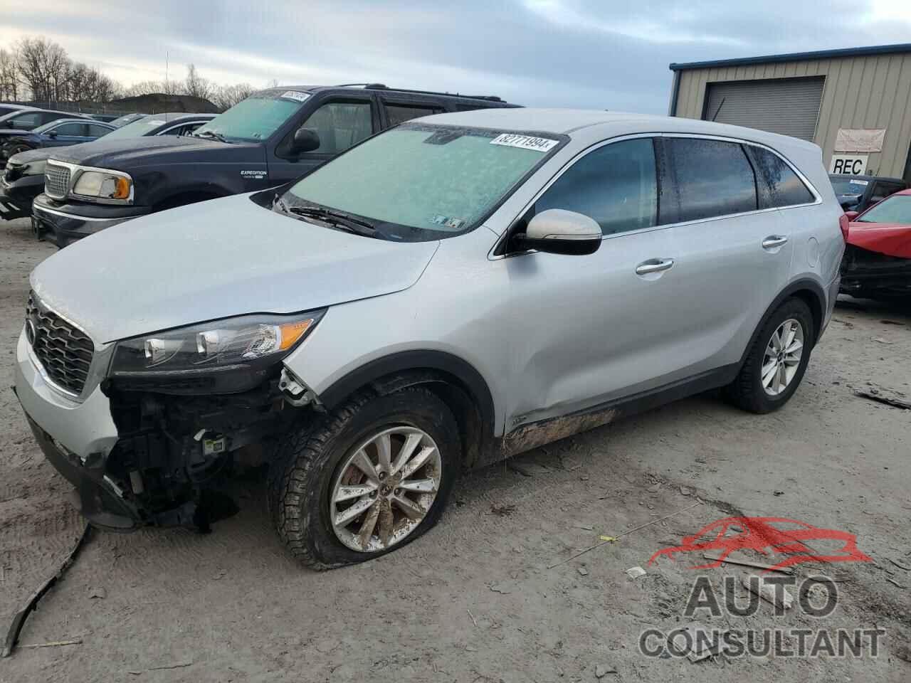 KIA SORENTO 2019 - 5XYPGDA37KG474227