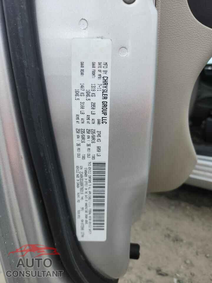 DODGE CARAVAN 2011 - 2D4RN3DG8BR786918