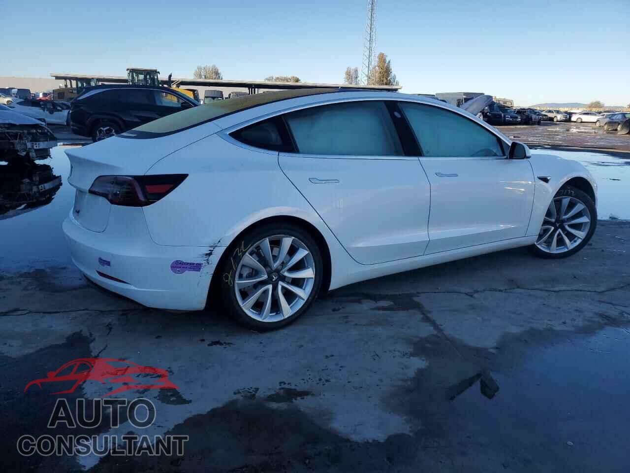 TESLA MODEL 3 2018 - 5YJ3E1EA2JF036054