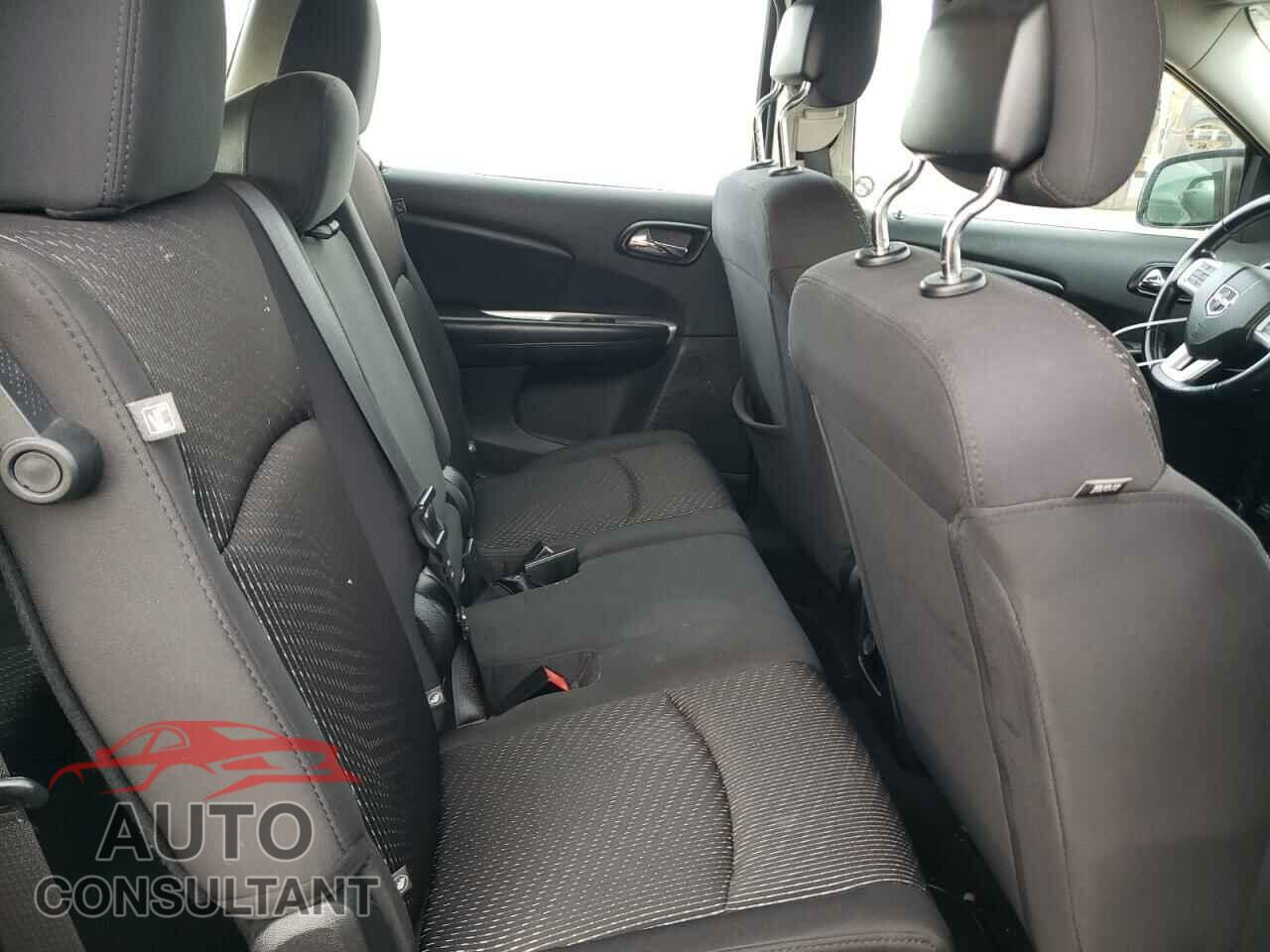 DODGE JOURNEY 2015 - 3C4PDCAB4FT628501
