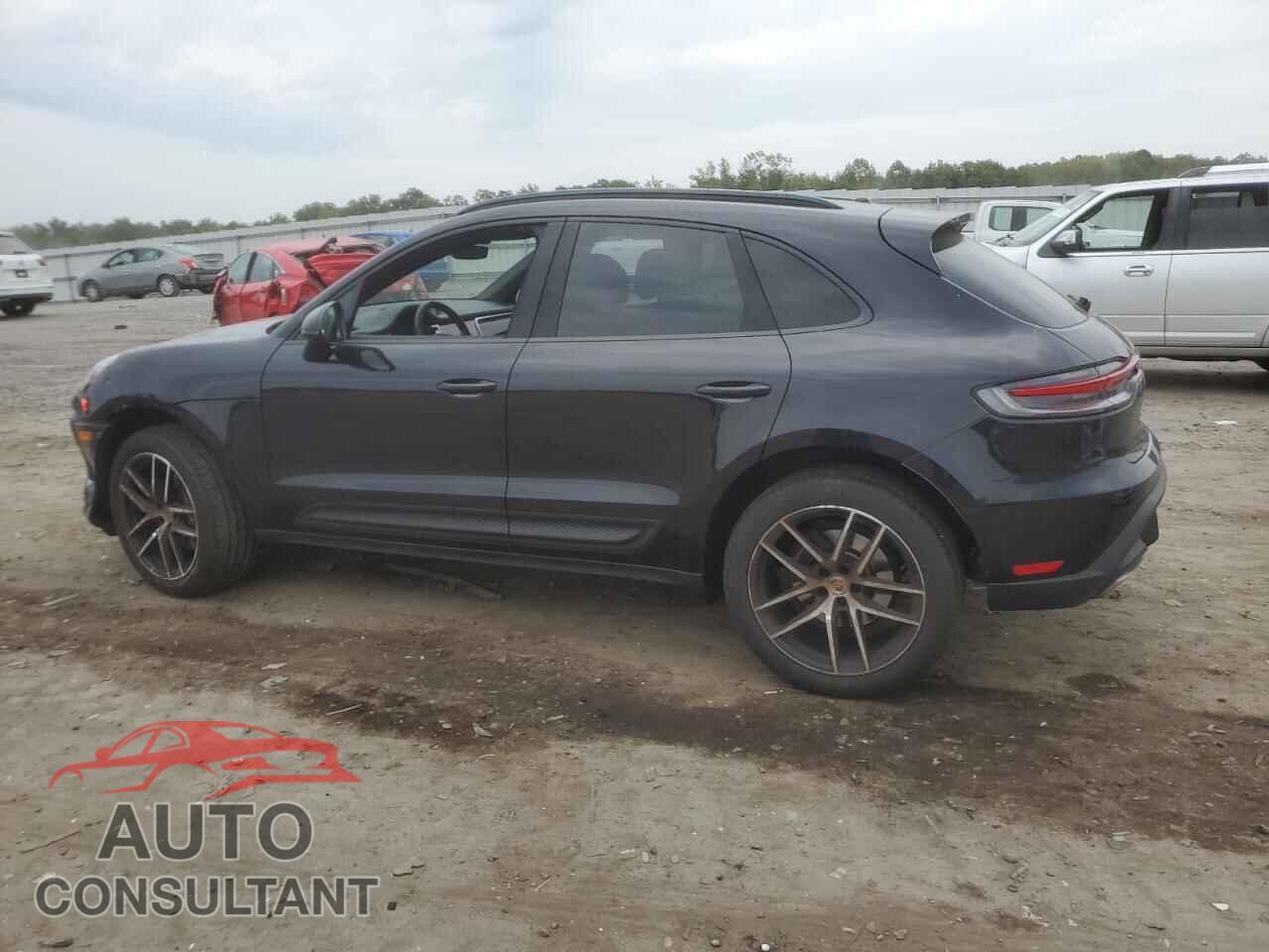 PORSCHE MACAN BASE 2023 - WP1AA2A50PLB20587