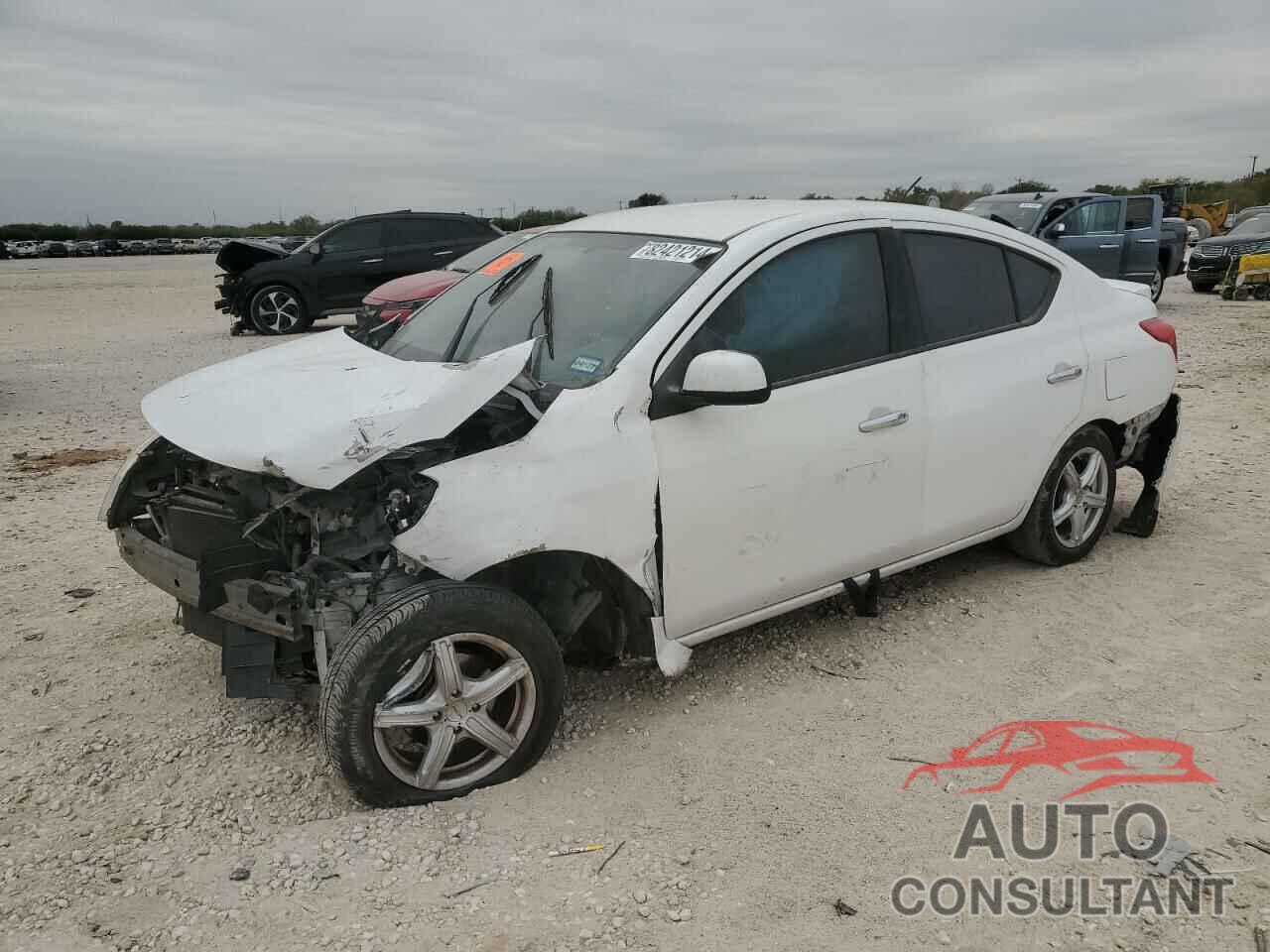 NISSAN VERSA 2014 - 3N1CN7AP8EL868795