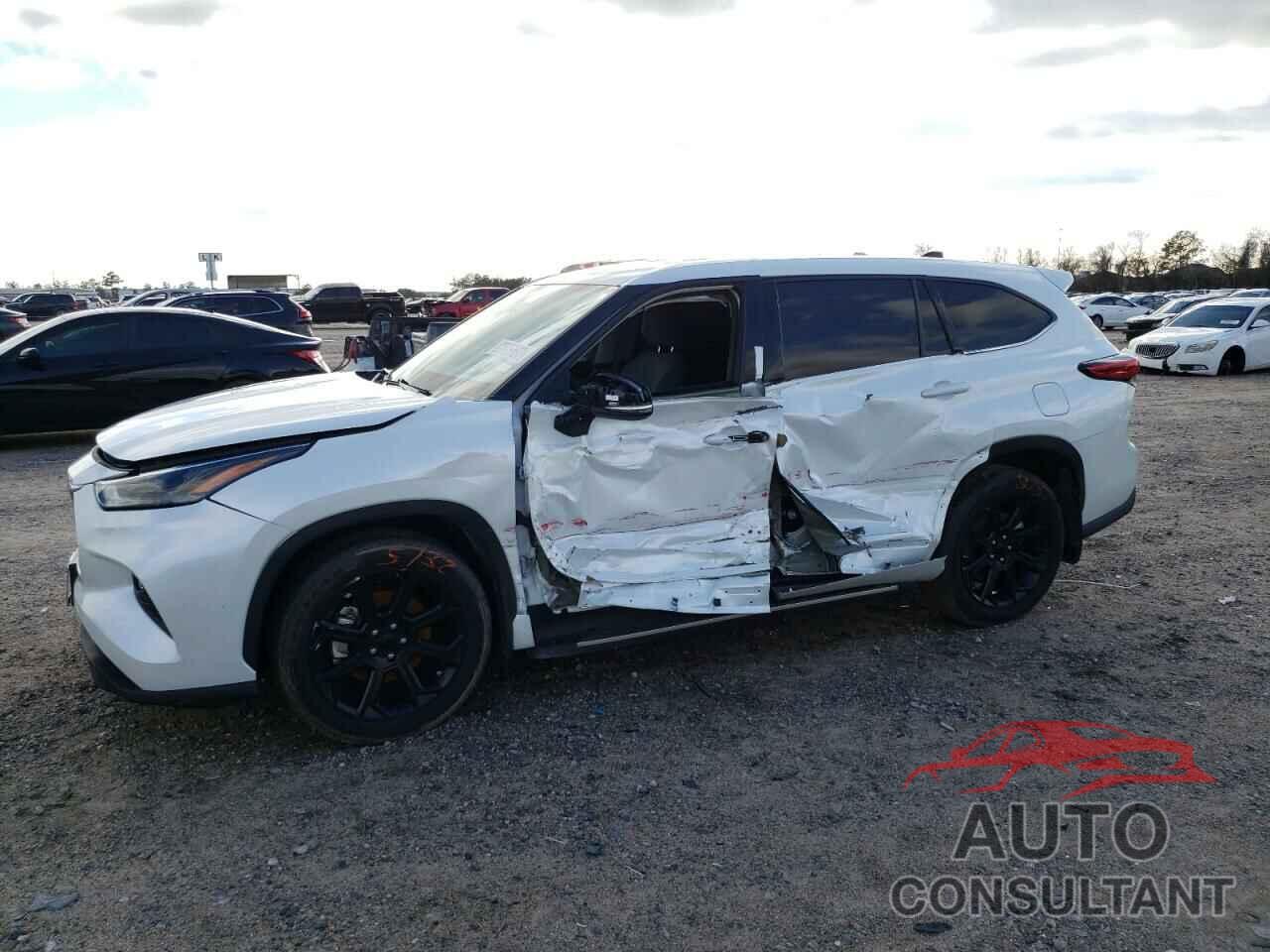 TOYOTA HIGHLANDER 2022 - 5TDZZRAH2NS133935