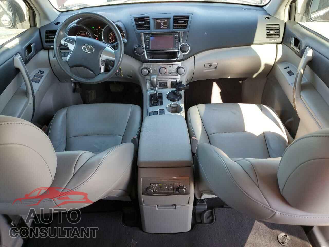 TOYOTA HIGHLANDER 2013 - 5TDZK3EH8DS094262