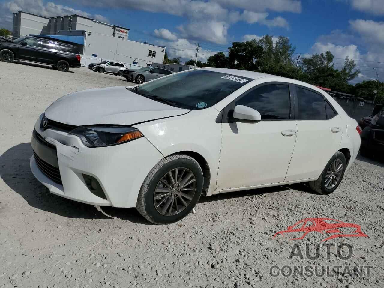 TOYOTA COROLLA 2015 - 5YFBURHE5FP248857