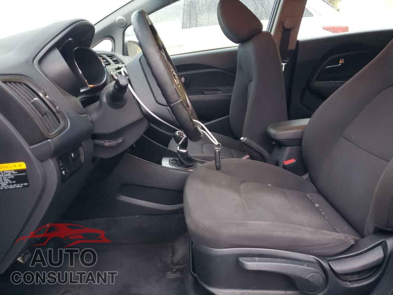 KIA RIO 2013 - KNADN5A33D6153691