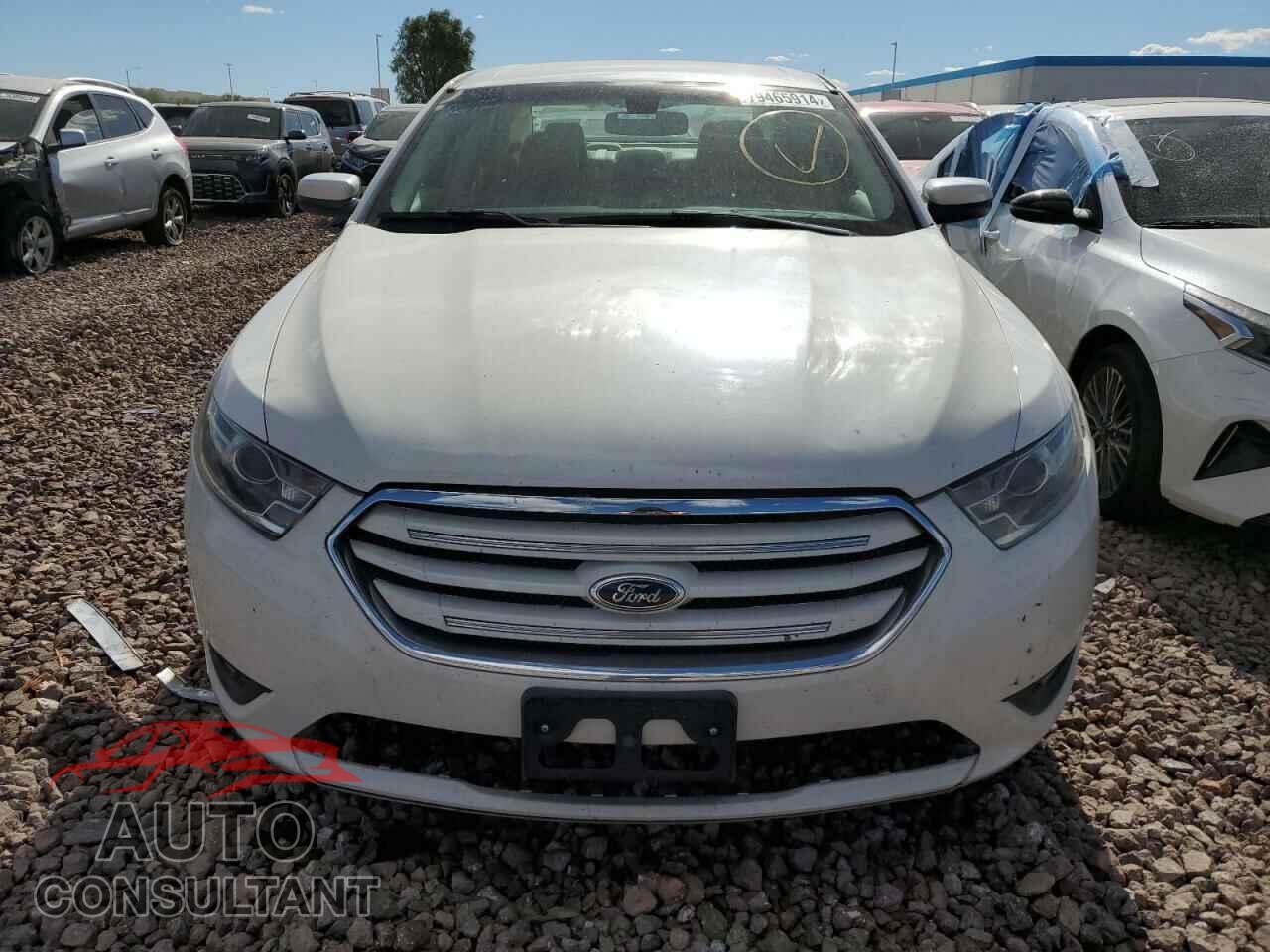 FORD TAURUS 2015 - 1FAHP2E92FG172960